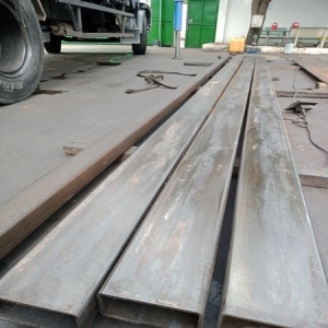 Thép Hộp 100x300 2mm 3mm 4mm 5mm 6mm 8mm 10mm 12mm 15mm