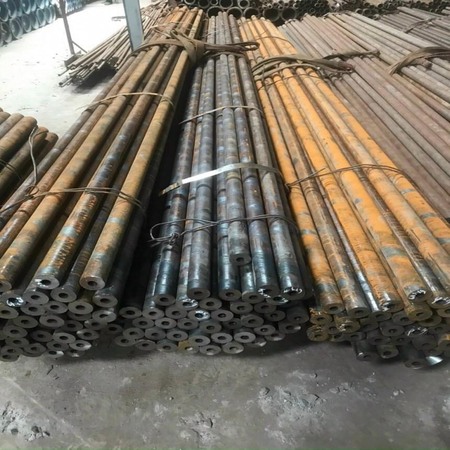 THÉP ỐNG ĐÚC PHI 13.7